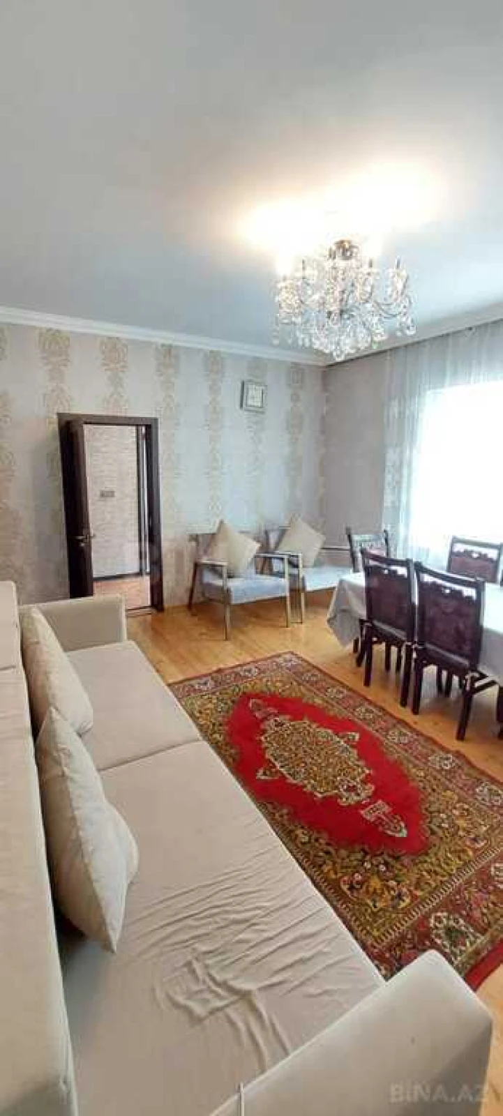 Satılır 6 otaqlı həyət evi 300 m²