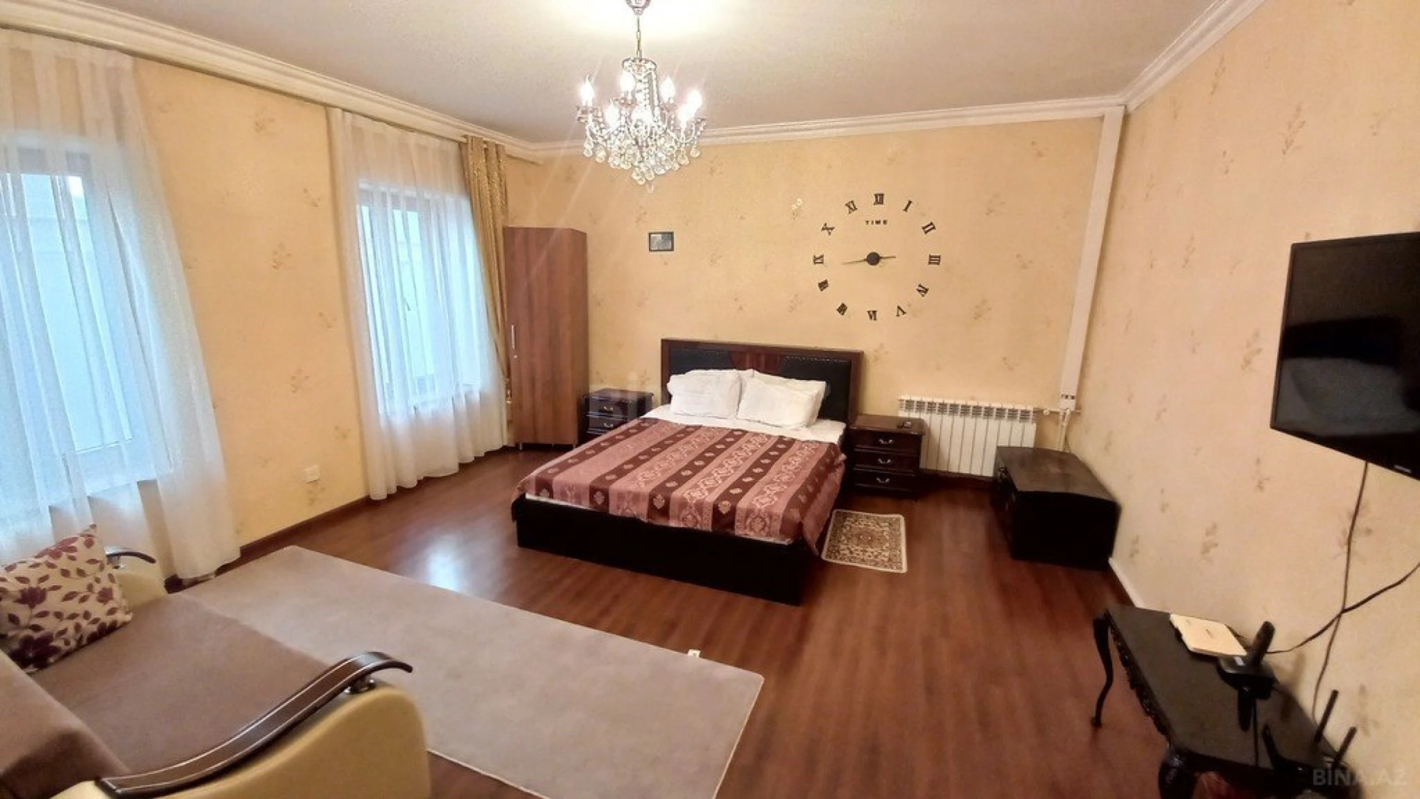 Kirayə verilir 5 otaqlı həyət evi 250 m²