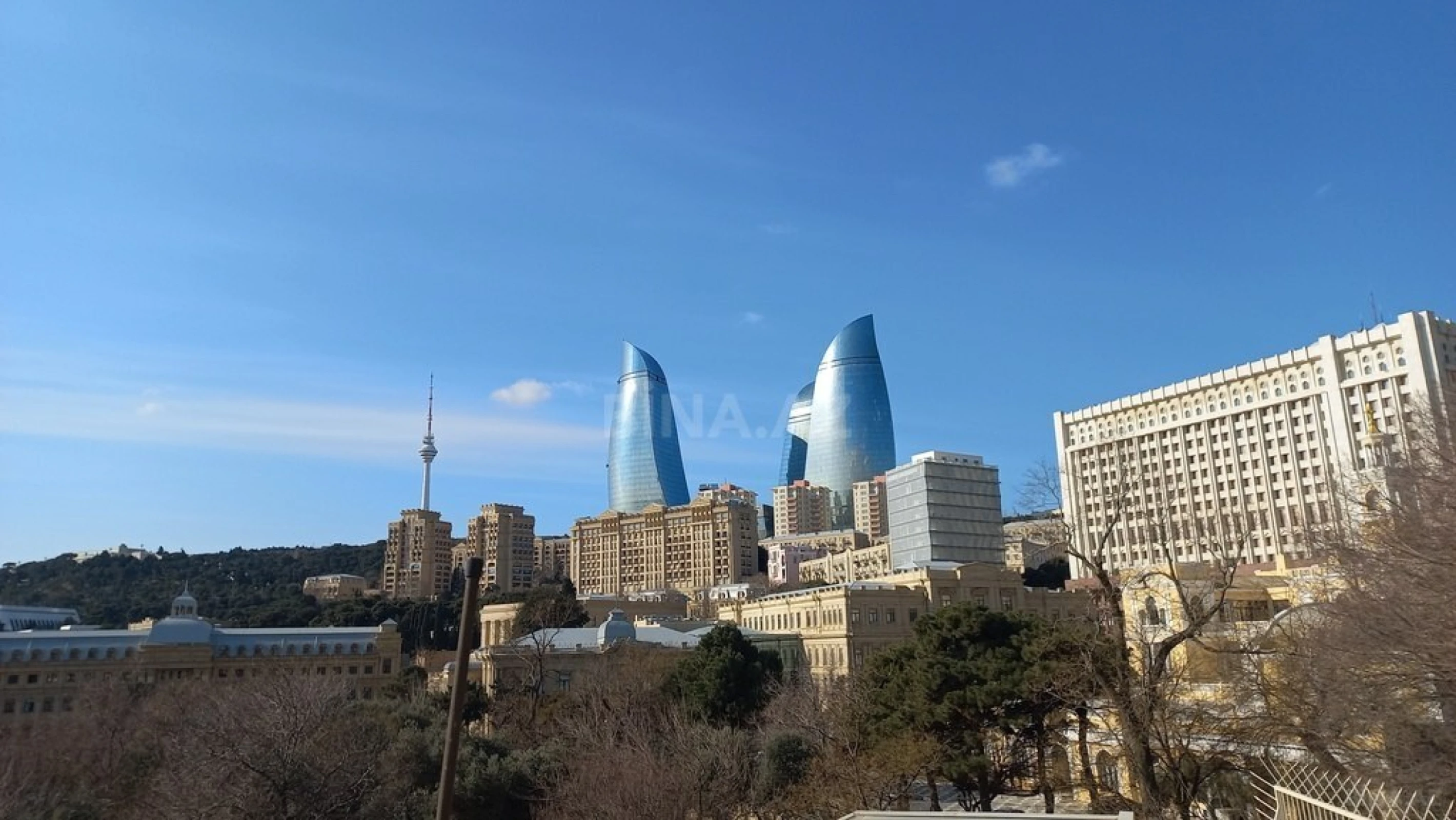 Kirayə verilir 5 otaqlı həyət evi 250 m²