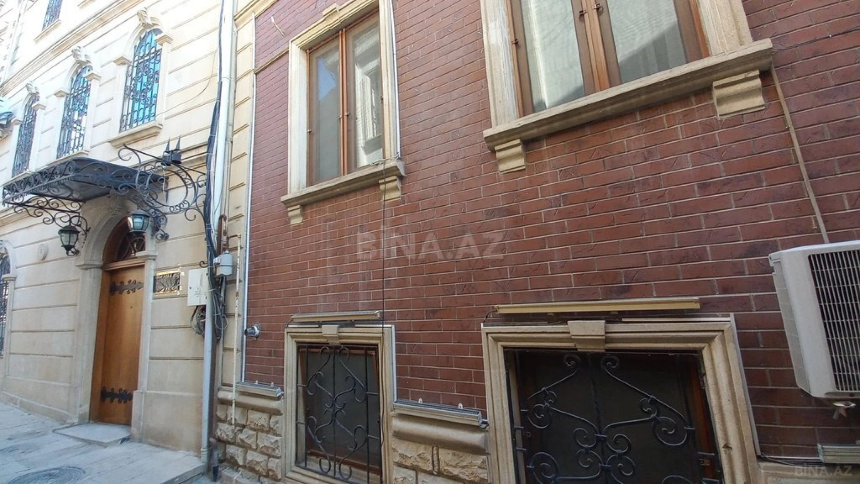 Kirayə verilir 5 otaqlı həyət evi 250 m²