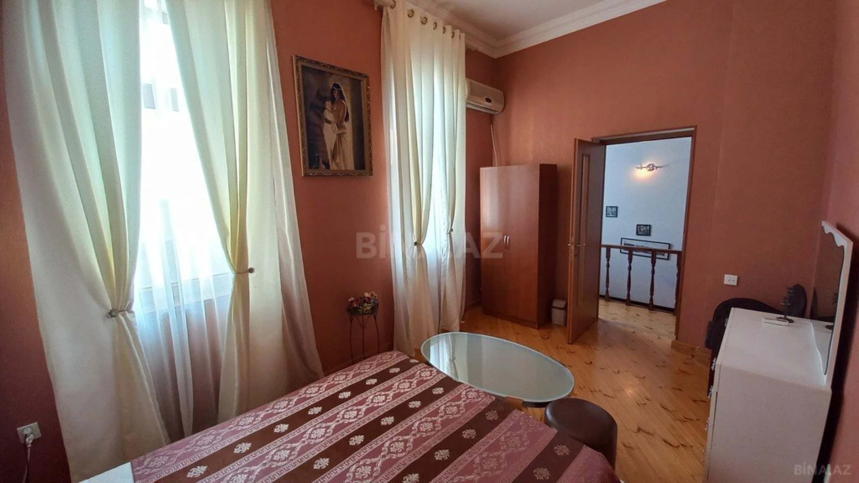 Kirayə verilir 5 otaqlı həyət evi 250 m²