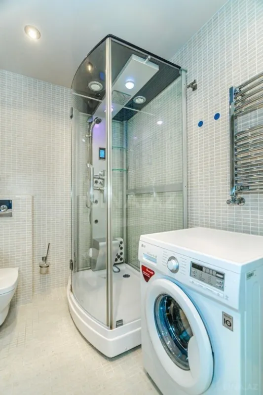 Kirayə verilir 3 otaqlı mənzil 123 m²