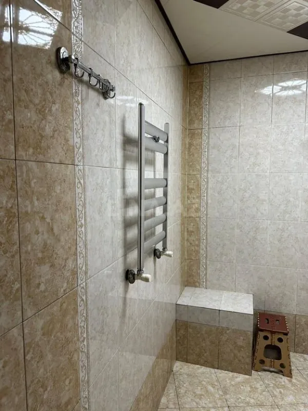 Satılır 6 otaqlı həyət evi 252 m²