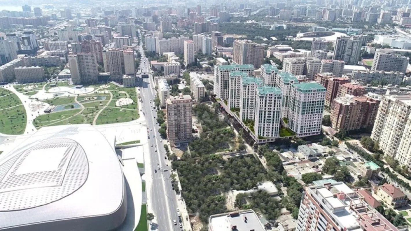 Satılır 4 otaqlı mənzil 180 m²