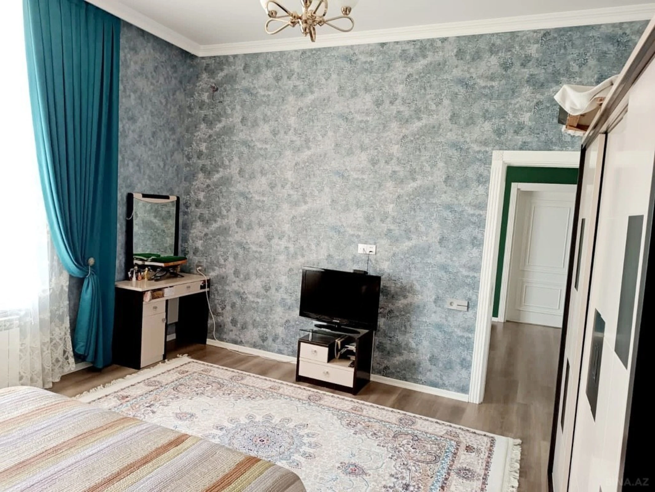 Satılır 5 otaqlı həyət evi 481 m²