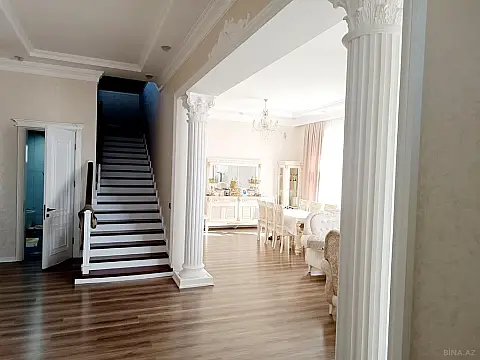 Satılır 5 otaqlı həyət evi 481 m²
