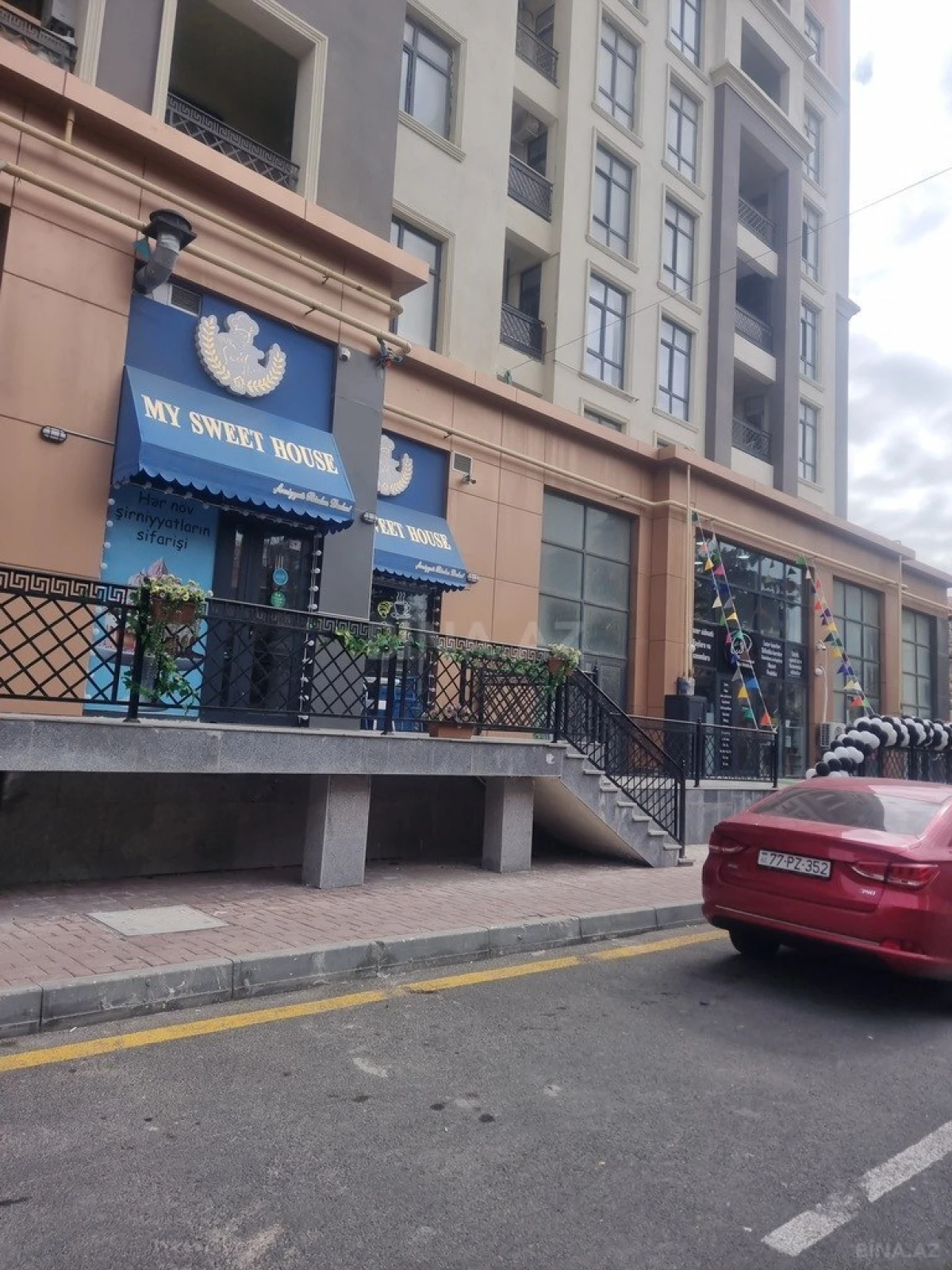 Satılır obyekt 400 m²