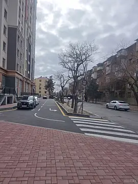 Satılır obyekt 400 m²