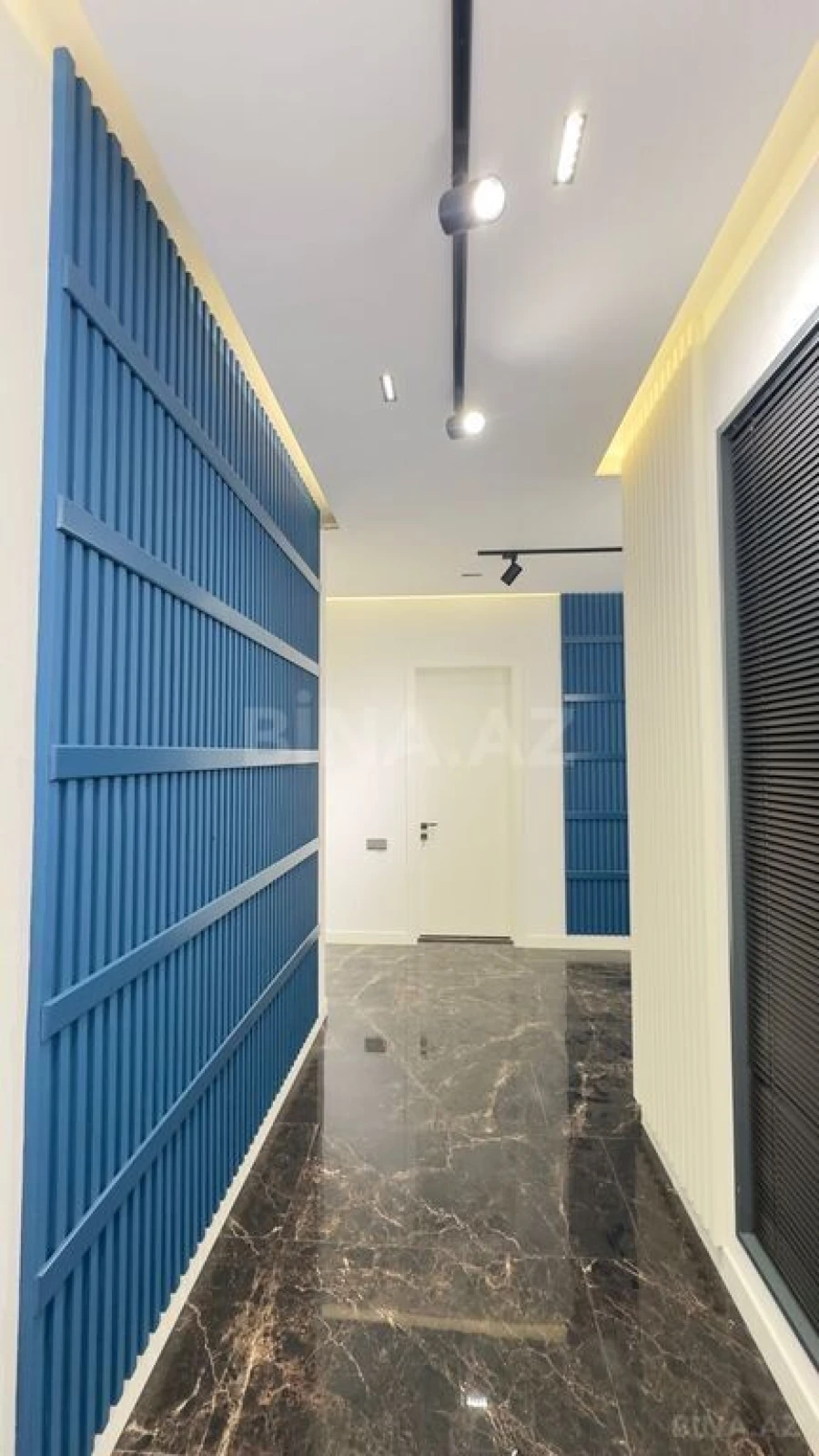 Satılır 6 otaqlı həyət evi 450 m²