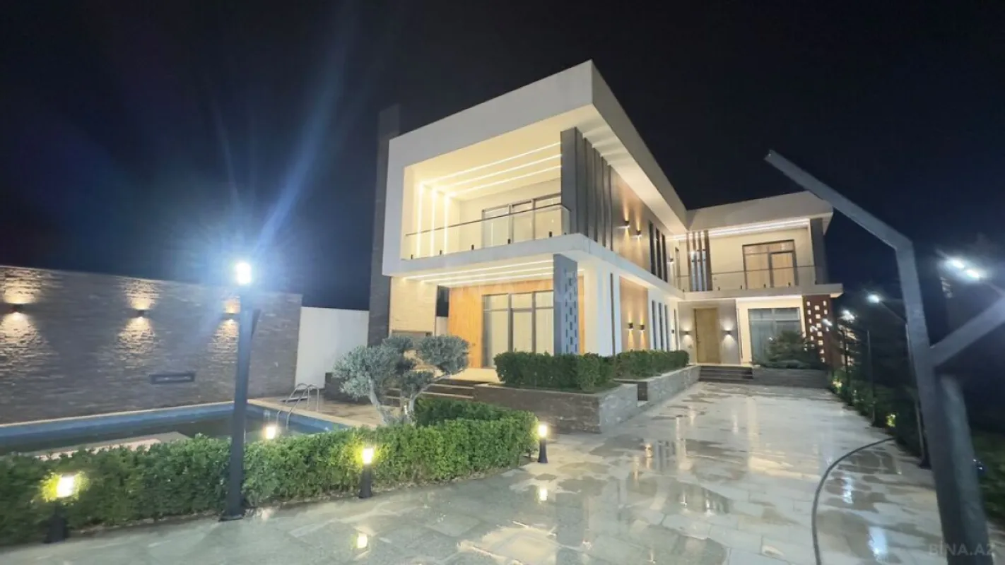 Satılır 6 otaqlı həyət evi 450 m²