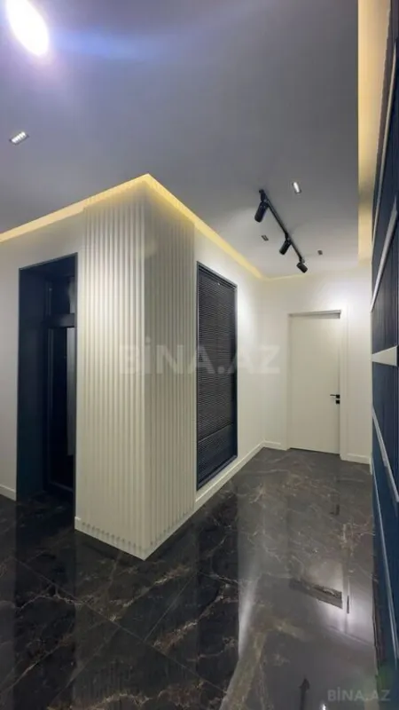 Satılır 6 otaqlı həyət evi 450 m²