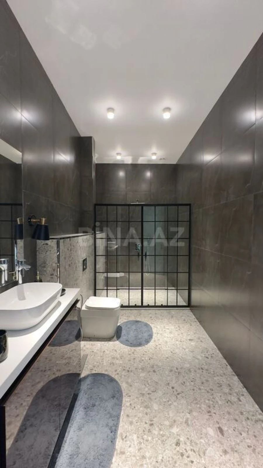 Satılır 6 otaqlı həyət evi 450 m²