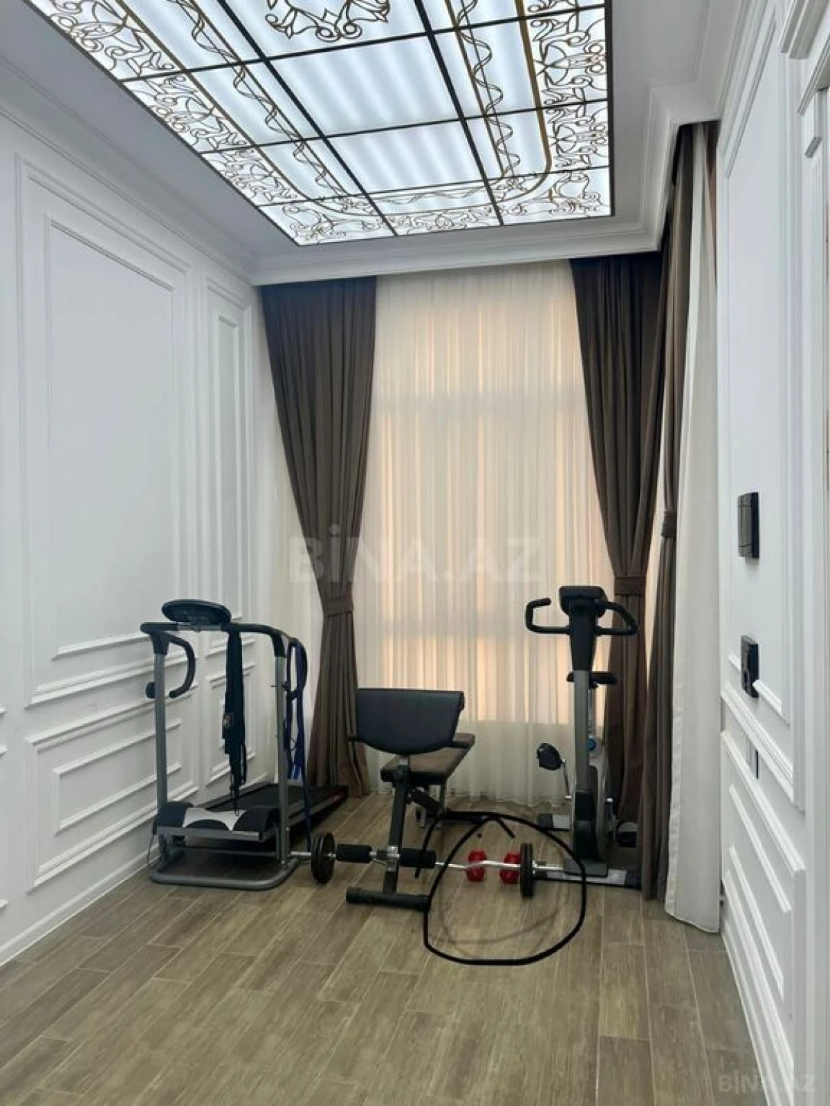 Kirayə verilir 5 otaqlı həyət evi 400 m²