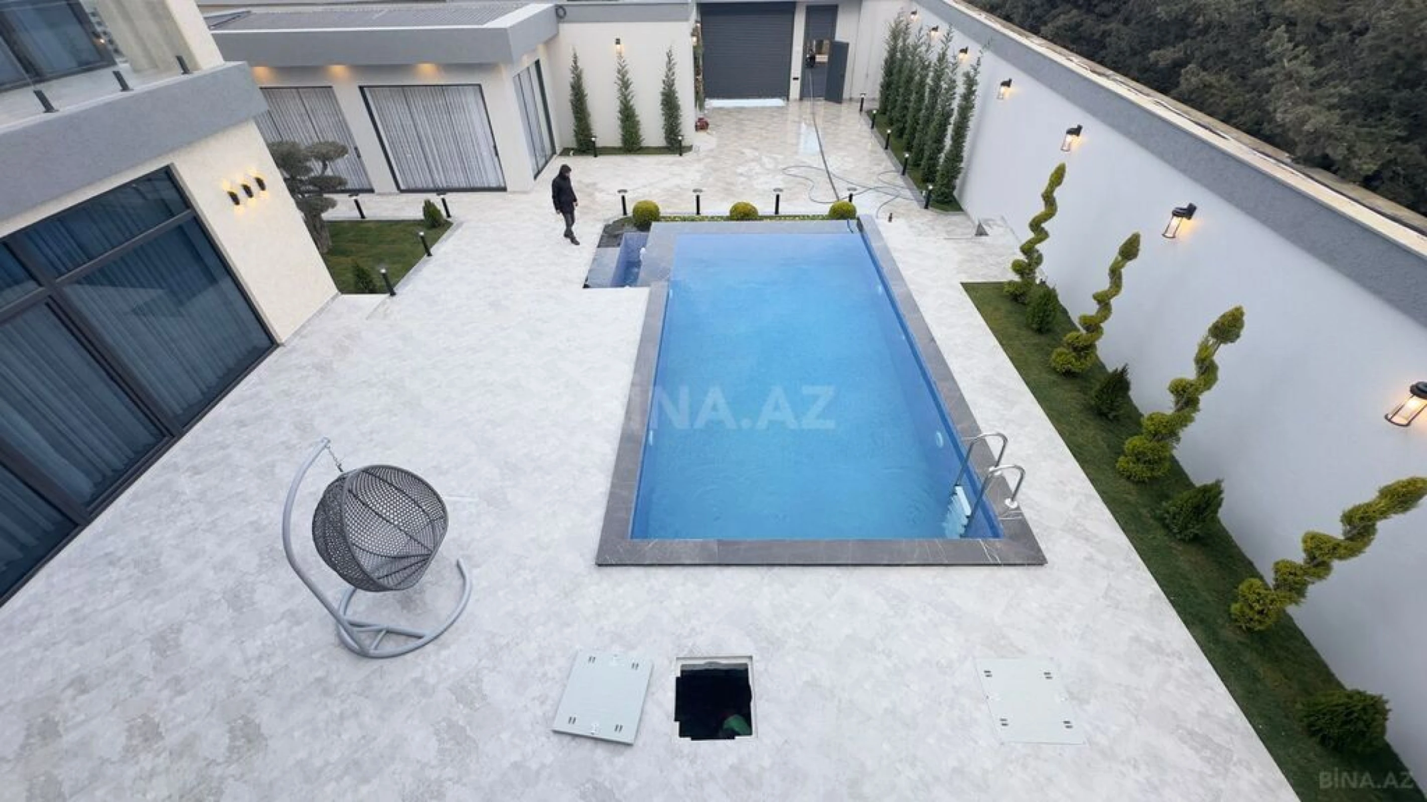 Satılır 6 otaqlı həyət evi 400 m²