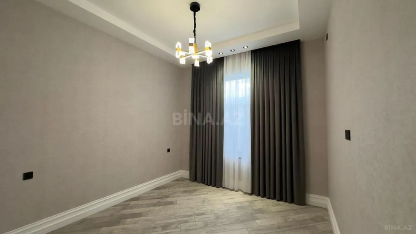 Satılır 6 otaqlı həyət evi 400 m²