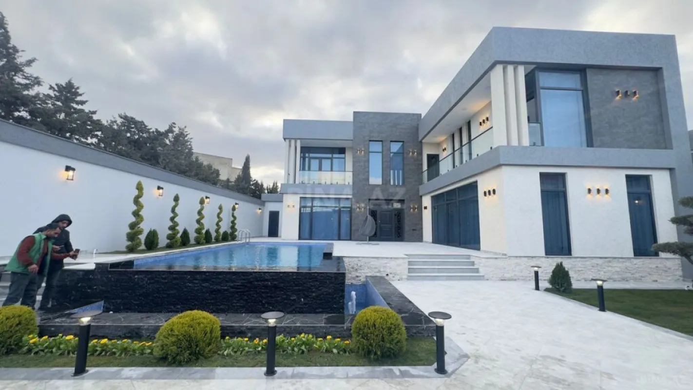 Satılır 6 otaqlı həyət evi 400 m²