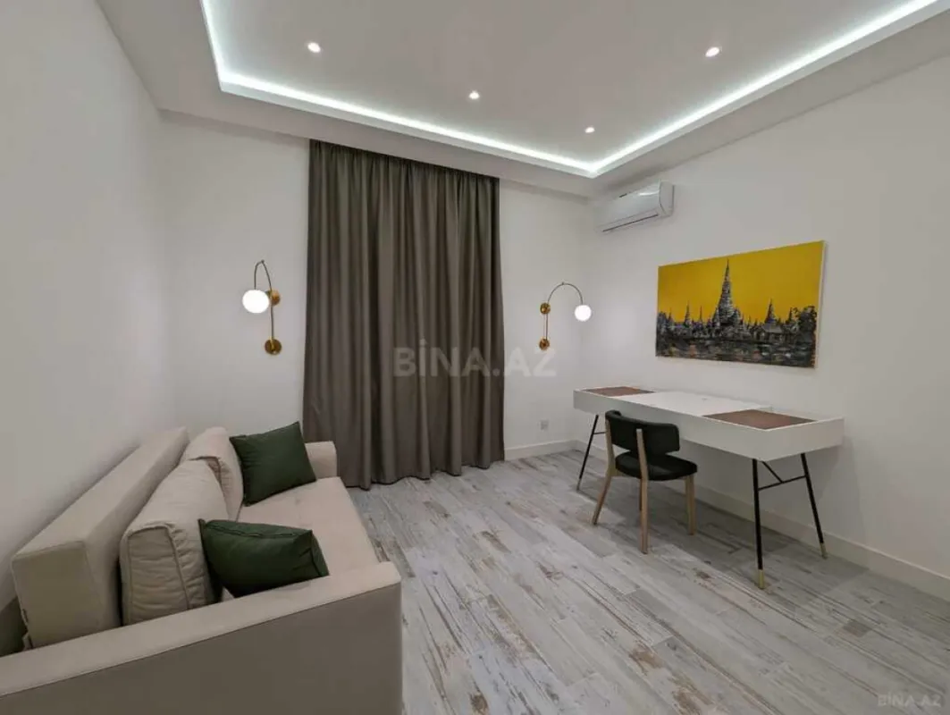 Kirayə verilir 5 otaqlı həyət evi 400 m²