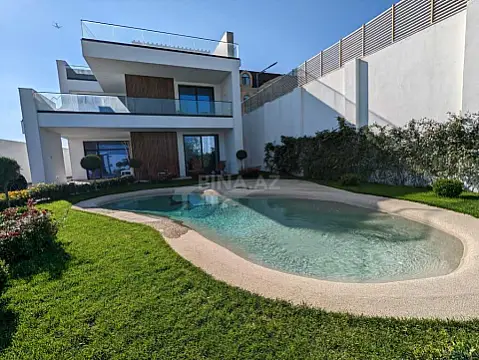 Kirayə verilir 5 otaqlı həyət evi 400 m²