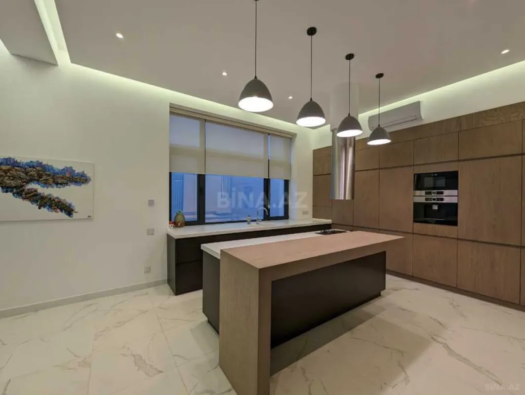 Kirayə verilir 5 otaqlı həyət evi 400 m²