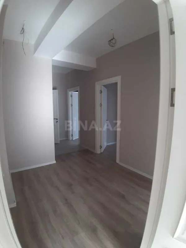 Satılır 3 otaqlı mənzil 97 m²