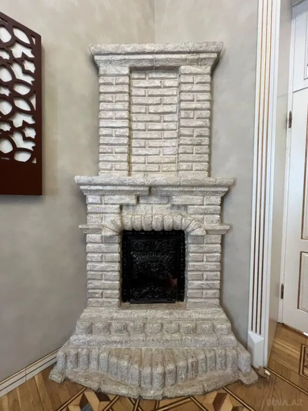 Satılır 5 otaqlı mənzil 187 m²