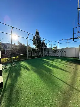 Satılır 6 otaqlı həyət evi 400 m²