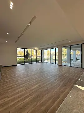 Satılır 6 otaqlı həyət evi 400 m²