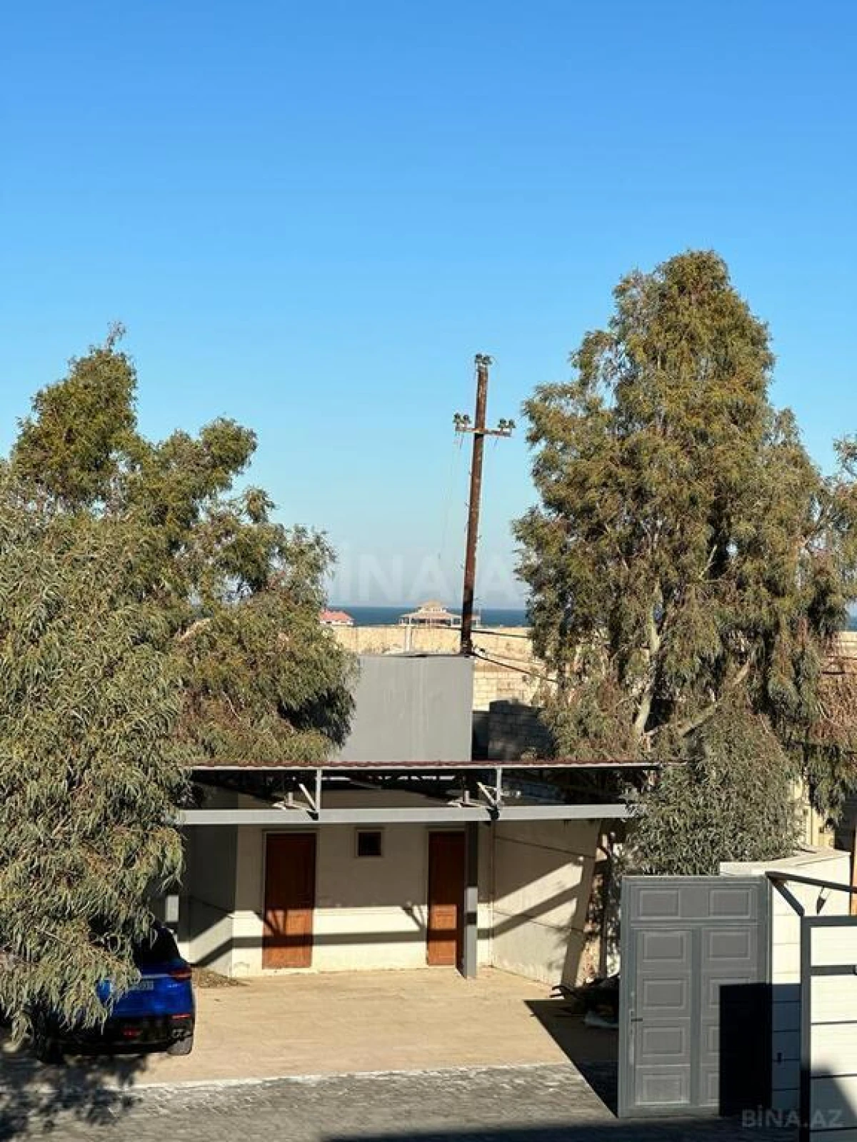 Satılır 6 otaqlı həyət evi 400 m²