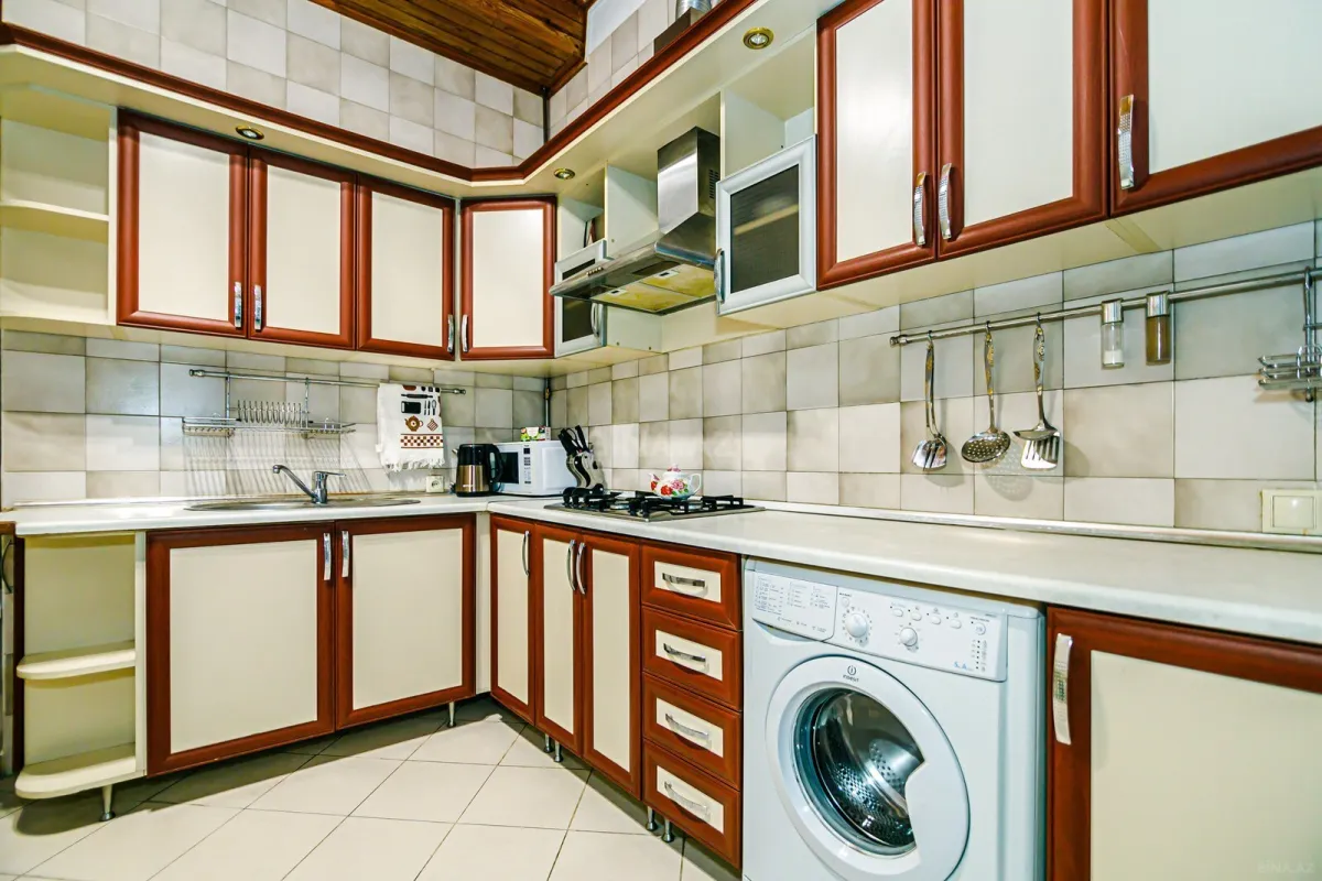 Kirayə verilir 2 otaqlı mənzil 78 m²