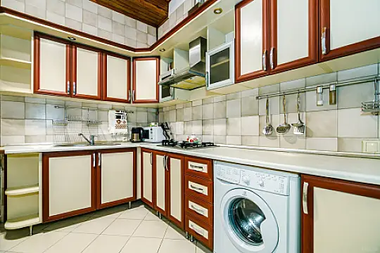 Kirayə verilir 2 otaqlı mənzil 78 m²