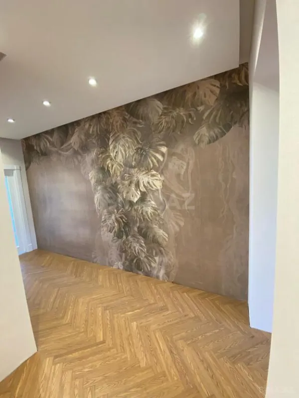 Satılır 5 otaqlı mənzil 217 m²