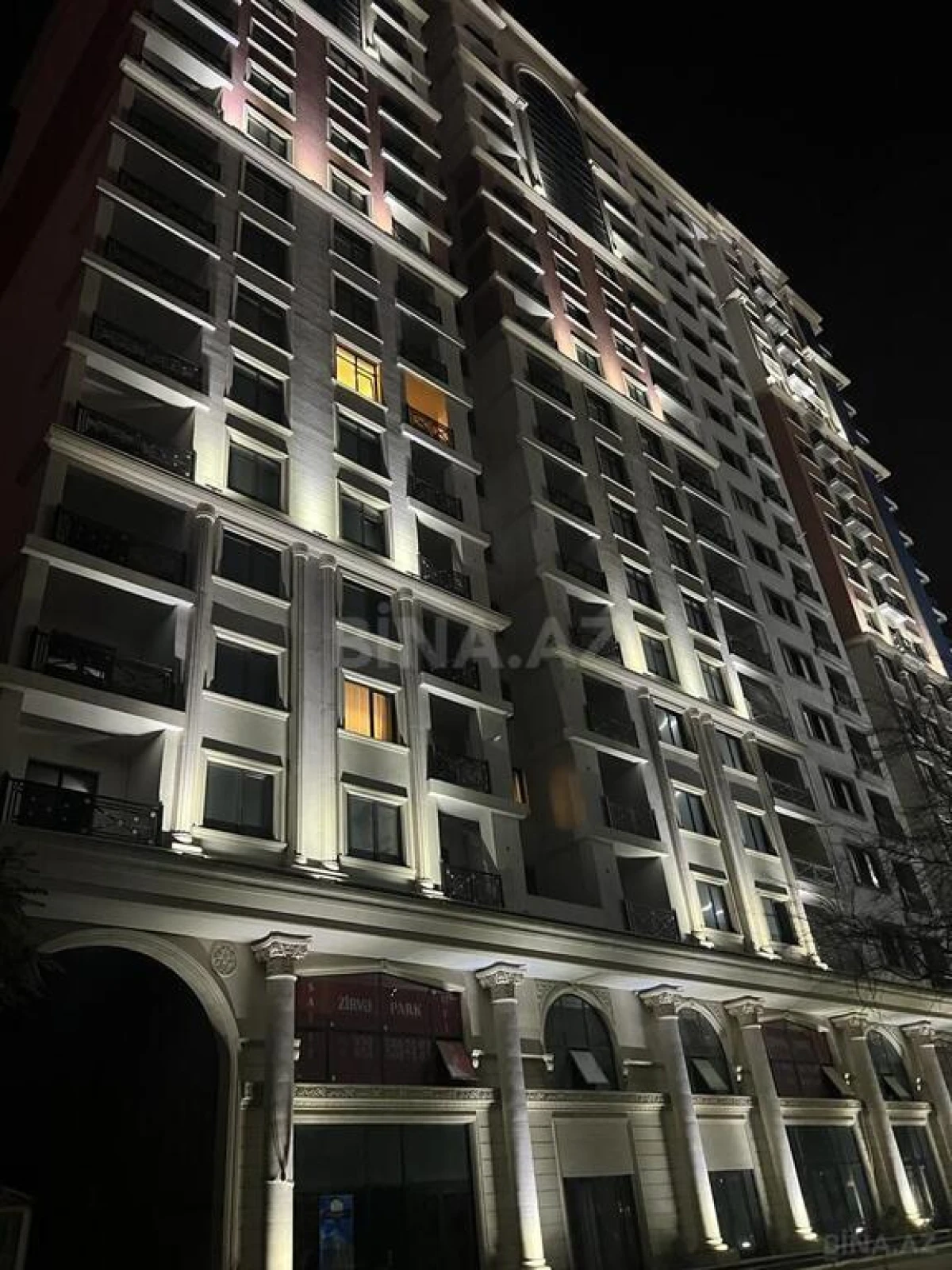 Satılır 3 otaqlı mənzil 165 m²