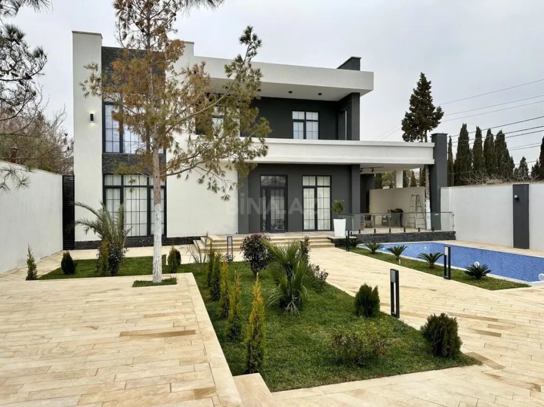 Satılır 5 otaqlı həyət evi 250 m²