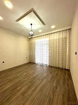 Satılır 5 otaqlı həyət evi 250 m²