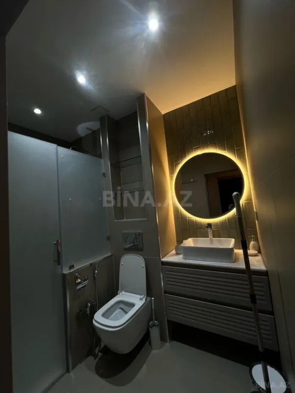 Kirayə verilir 2 otaqlı mənzil 78 m²