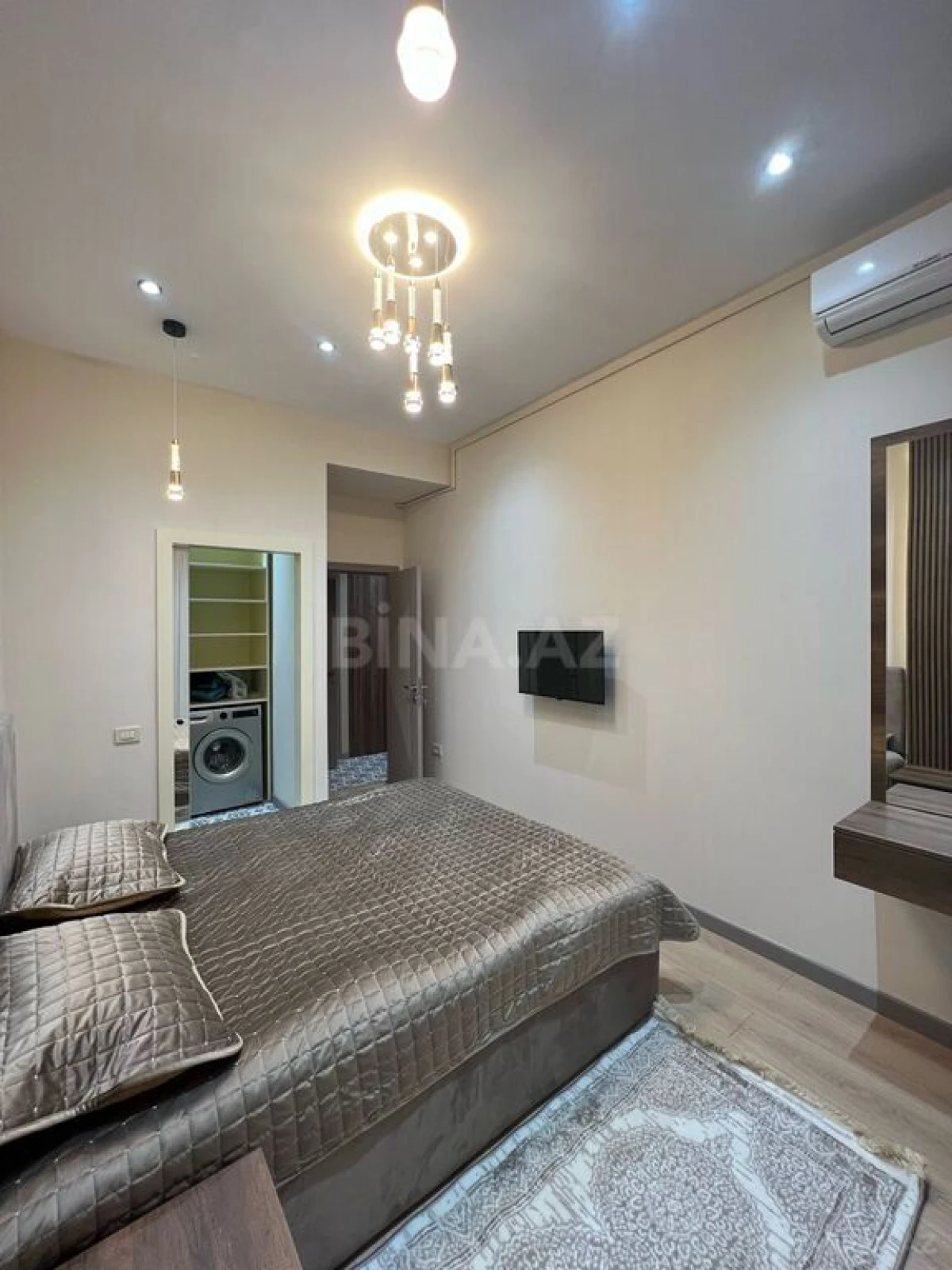 Kirayə verilir 2 otaqlı mənzil 78 m²