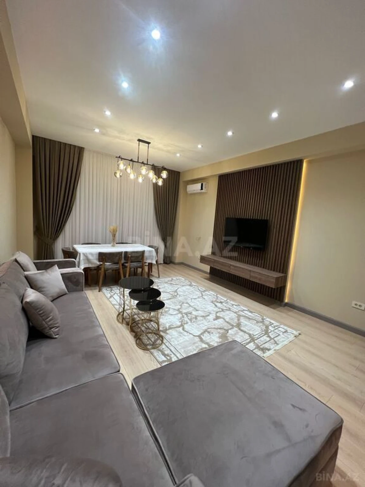 Kirayə verilir 2 otaqlı mənzil 78 m²