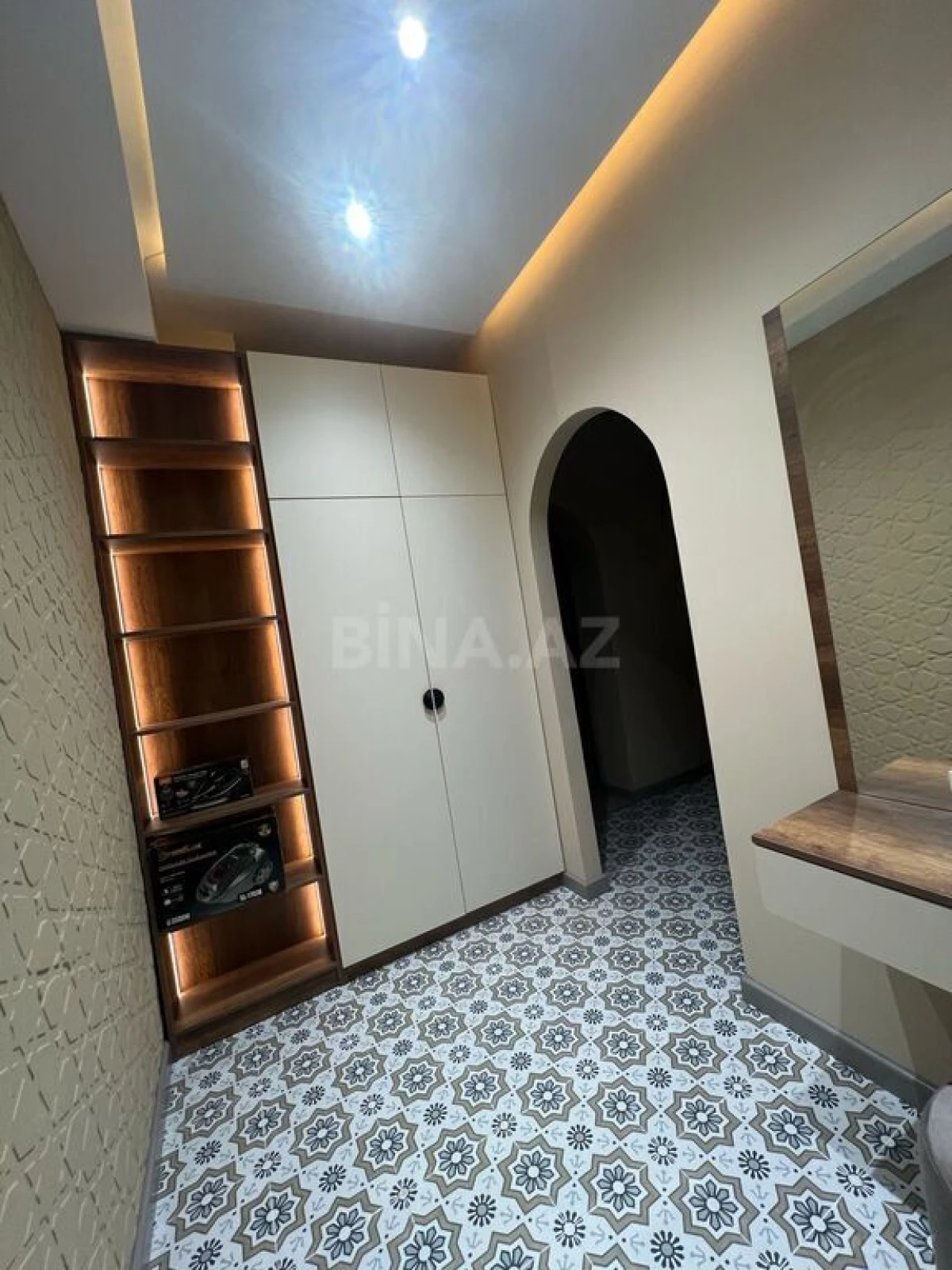 Kirayə verilir 2 otaqlı mənzil 78 m²