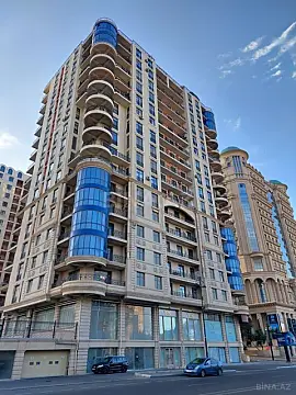 Satılır obyekt 212 m² — Bakı, Memar Əcəmi yanı 212.00 m²