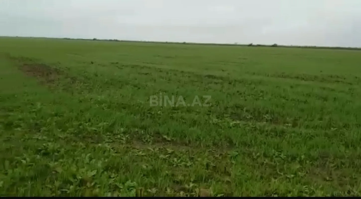 Satılır torpaq sahəsi 2000 m²