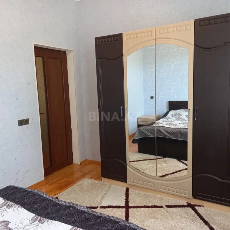 Kirayə verilir 4 otaqlı həyət evi 90 m²