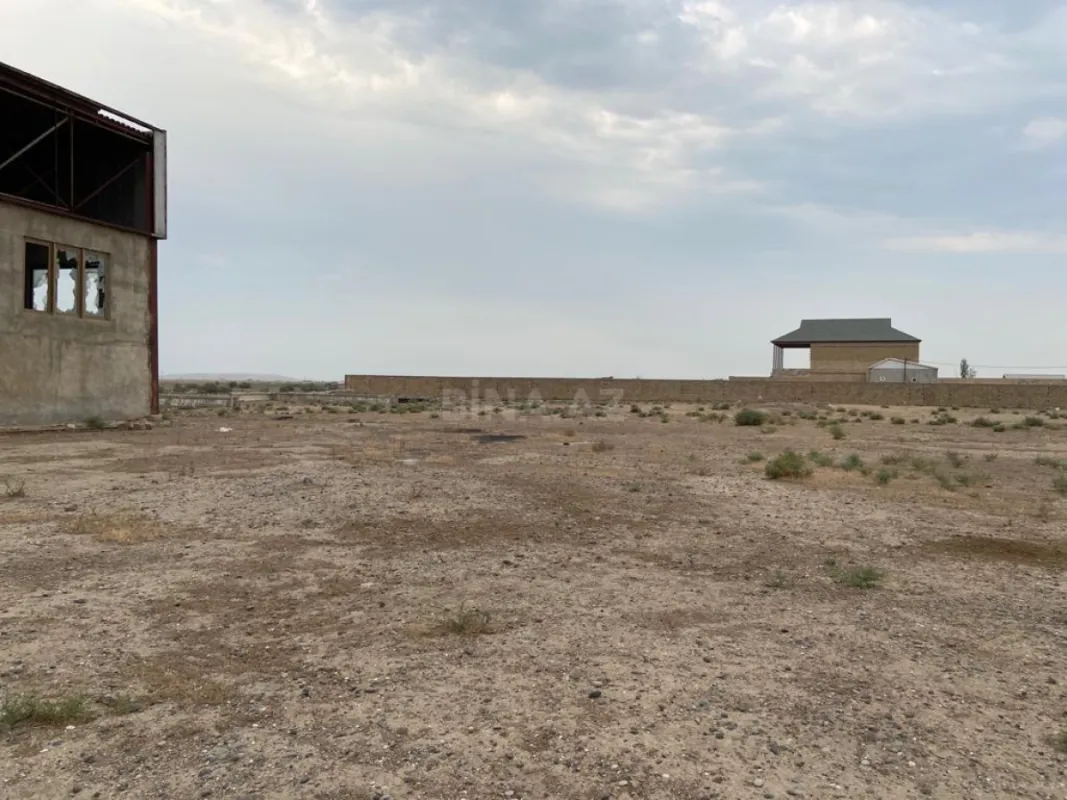 Satılır obyekt 10000 m²