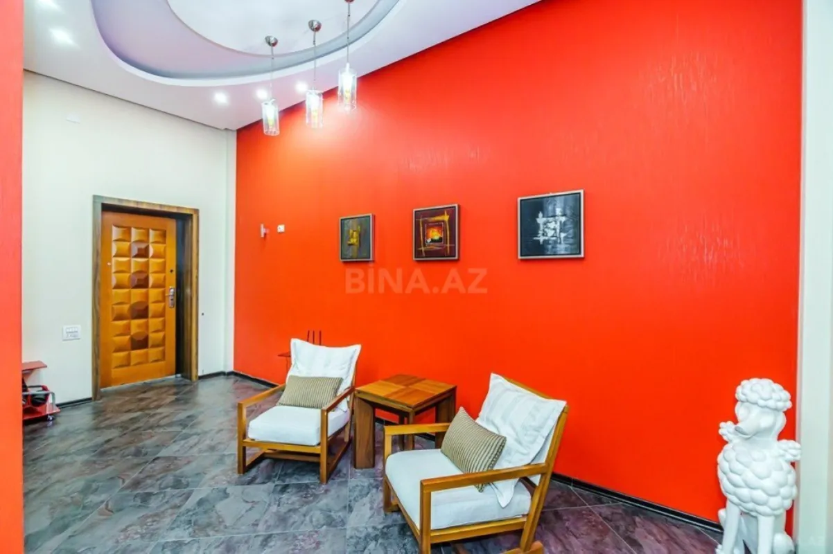 Kirayə verilir 4 otaqlı mənzil 285 m²