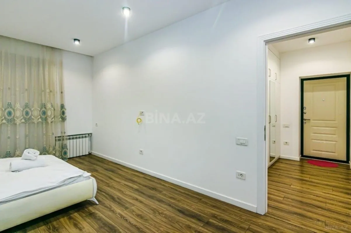 Kirayə verilir 3 otaqlı mənzil 95 m²
