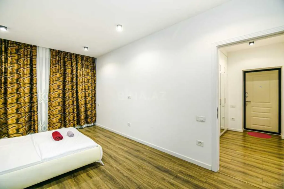 Kirayə verilir 3 otaqlı mənzil 95 m²