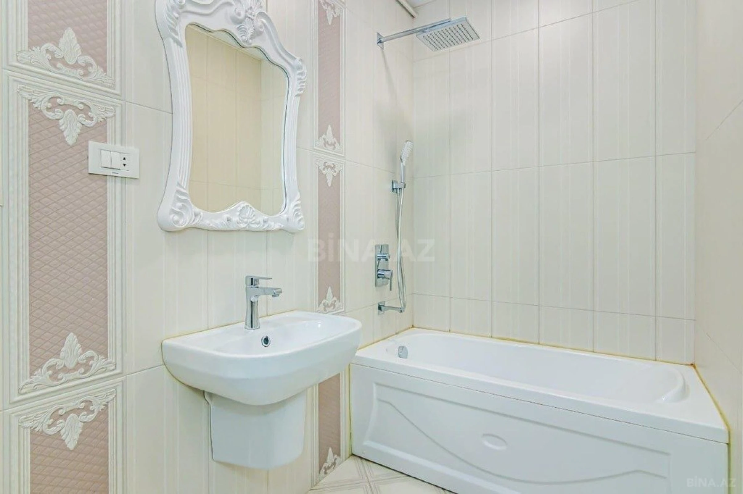Kirayə verilir 3 otaqlı mənzil 95 m²