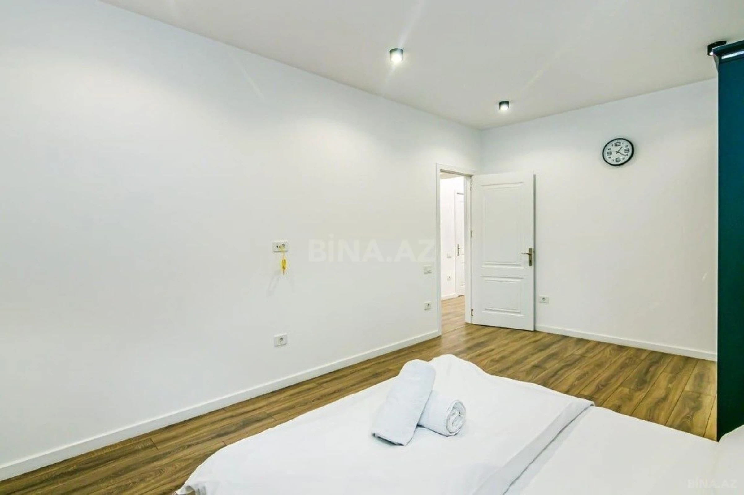 Kirayə verilir 3 otaqlı mənzil 95 m²