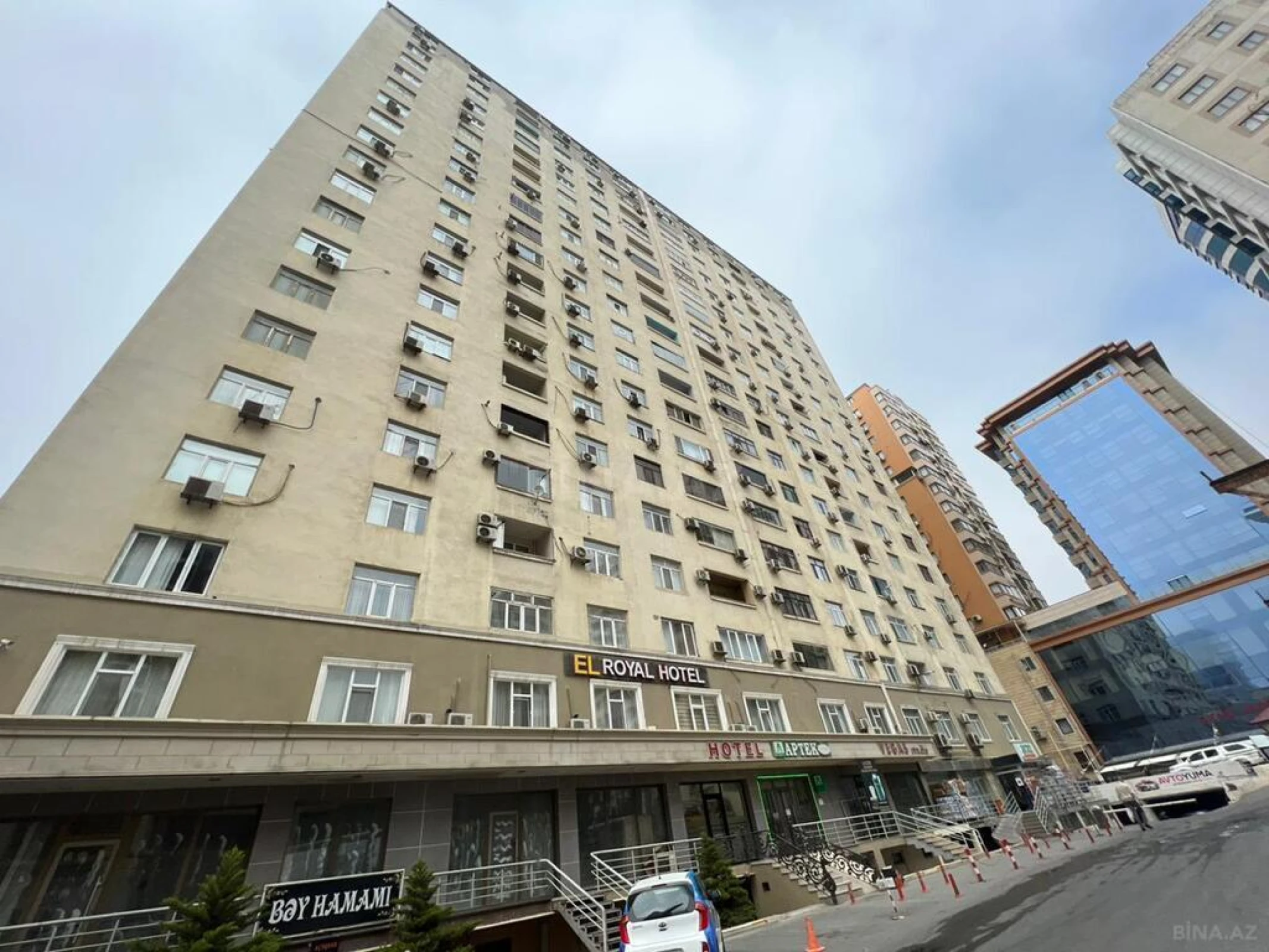 Satılır 2 otaqlı mənzil 92.5 m²