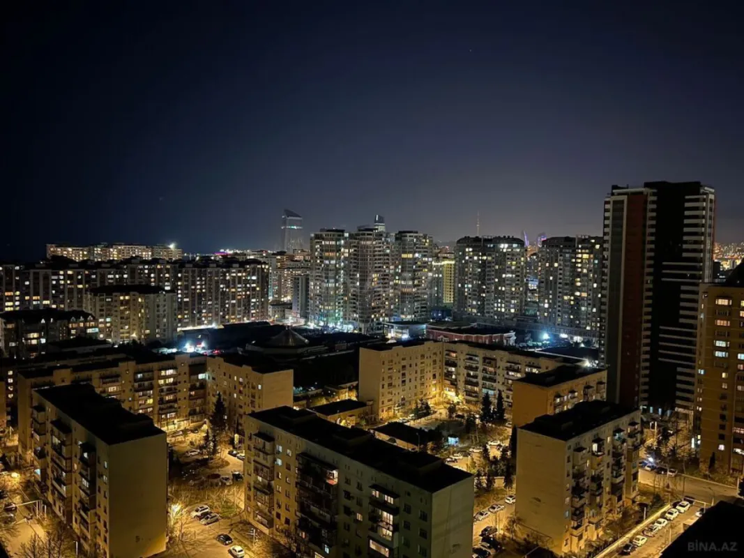 Satılır 2 otaqlı mənzil 92.5 m²