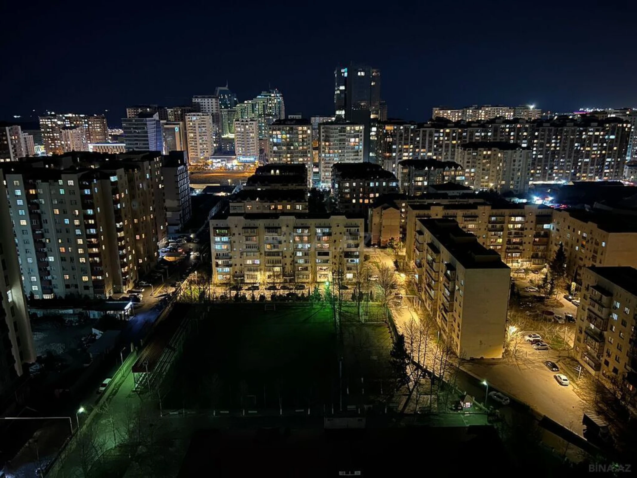 Satılır 2 otaqlı mənzil 92.5 m²